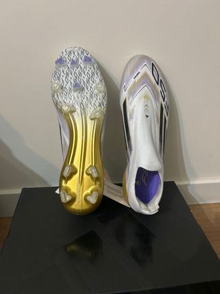 Zapatos de fútbol Adidas F50 Oro/Blanco