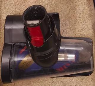 Dyson V12 Slim leggero e funzionante con accessori