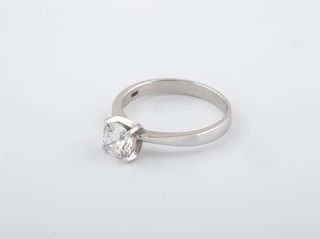 sortija oro 18k con piedra con diamante de laboratorio