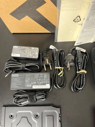 Lenovo ThinkSmart Core + Controller