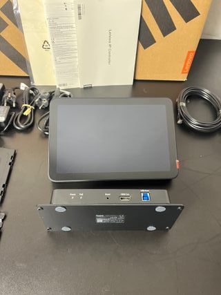 Lenovo ThinkSmart Core + Controller