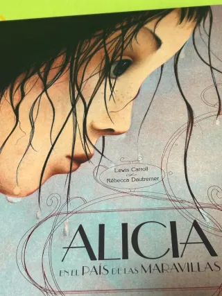 Alicia en el País de las Maravillas (Spanish Ed...