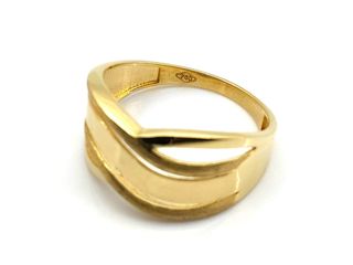 anillo oro 18k