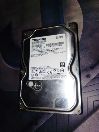 Disco Duro Toshiba 1TB SATA III