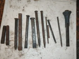 Lote de cinceles antiguos