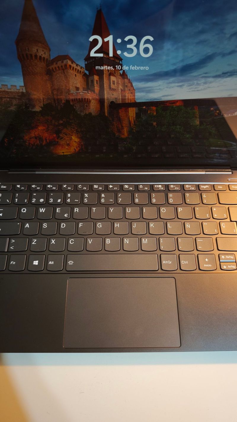 Portátil Lenovo Yoga i7 S940-14IIL + Funda afbeelding 7