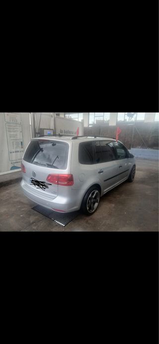 Volkswagen Touran 2013