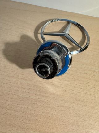 Emblema Estrella Mercedes Capó