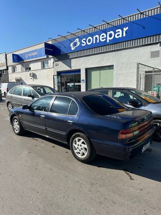 Nissan Maxima 1999