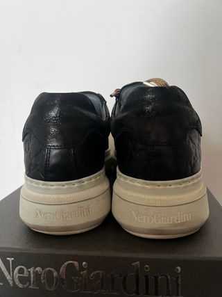 Sneakers Nero Giardini Nere/Oro Tg 38