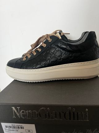 Sneakers Nero Giardini Nere/Oro Tg 38