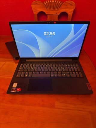 Lenovo V15 G4 Portátil Negro