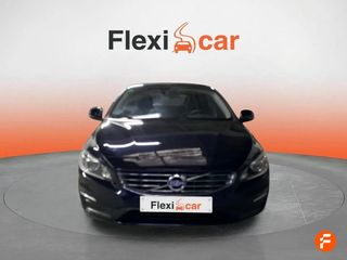 Volvo V60 2.0 D3 Momentum Auto