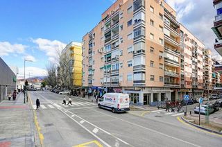 Edificio en venta en Pajaritos - Plaza de Toros en Granada