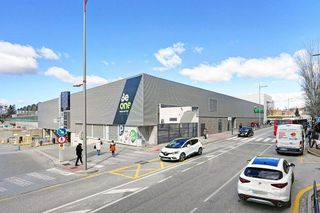 Edificio en venta en Pajaritos - Plaza de Toros en Granada