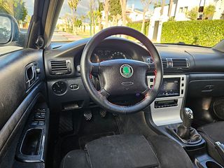 Skoda Superb 1.9 TDI Elegance 130 CV