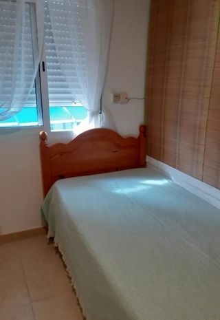 Cabecero de pino estilo provenzal