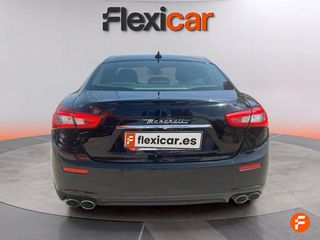 Maserati Ghibli V6 275 HP D RWD