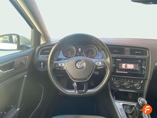 Volkswagen Golf Advance 1.0 TSI