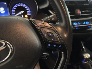 TOYOTA C-HR 1.8 VVT-I HYBRID ADVANCE AUTO 122 5P