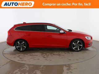 Volvo V60 2.0 D3 R-Design Momentum