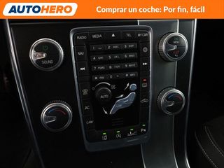 Volvo V60 2.0 D3 R-Design Momentum