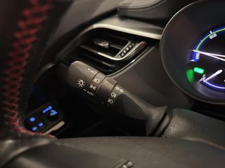 TOYOTA C-HR 2.0 VVT I-HYBRID GR SPORT AUTO 184 5P