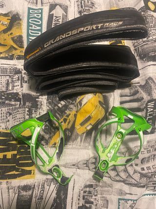 3 PORTA BIDON CARBON REGALO CUBIERTA GRANDSPORT 25