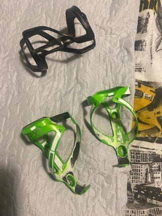 3 PORTA BIDON CARBON REGALO CUBIERTA GRANDSPORT 25