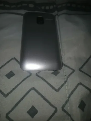 Móvil Alcatel Negro para Mayores