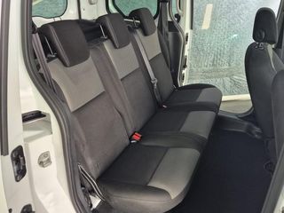 RENAULT KANGOO 1.5 BLUEDCI 95 CV COMBI 5 PLAZAS Y DOBLE PUERTA LA