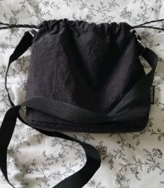 Bolso Cubo Negro 100% Poliéster Nuevo