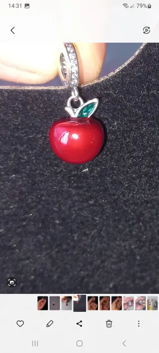 Charm Manzana Plata
