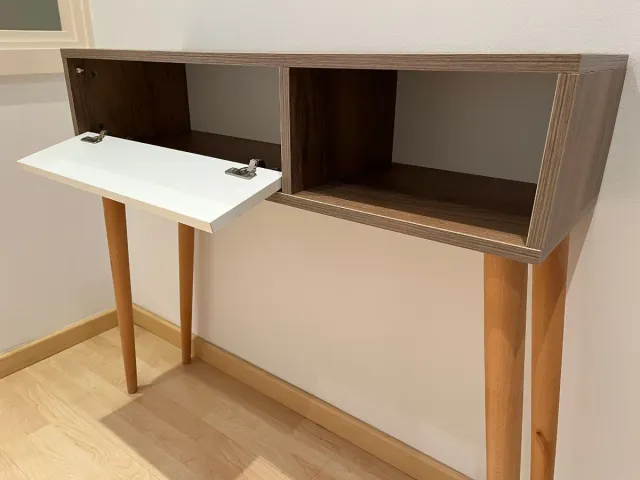Mueble recibidor madera y blanco