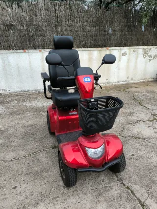Scooter Eléctrica Roja 4 Ruedas