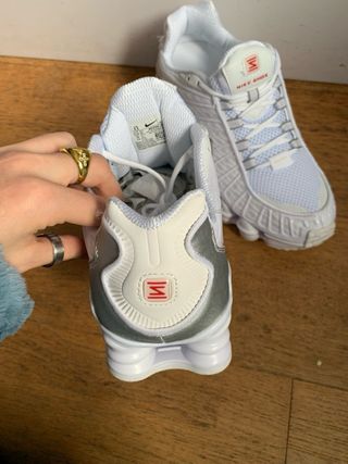 Nike Shox TL Plata y Blanco