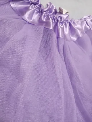 Tutú violeta de tul con cintura satinada