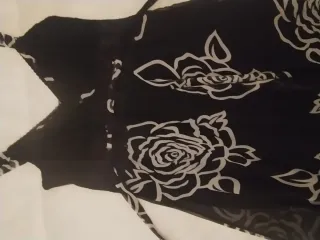 VESTIDO MIDI DE LA MARCA LULU H PARIS