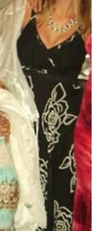 VESTIDO MIDI DE LA MARCA LULU H PARIS