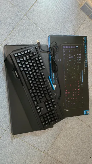 Teclado Logitech G910 Orion Spectrum RGB