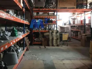 Naves industriales y locales