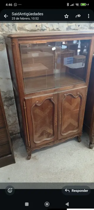 Mueble Francés Madera y Cristal