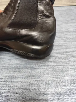 Prada chelsea da donna in pelle nera taglia 39