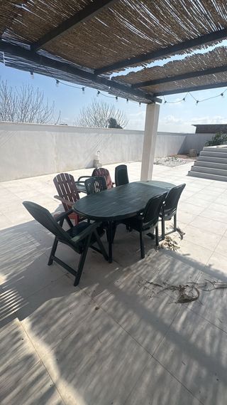 Conjunto mesa y sillas exterior