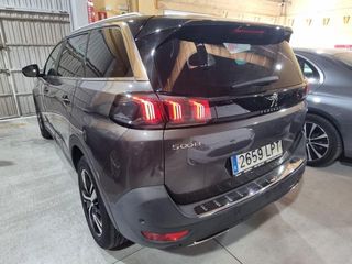 PEUGEOT 5008 GT Line 1.5 BlueHDi 130 S&S EAT8