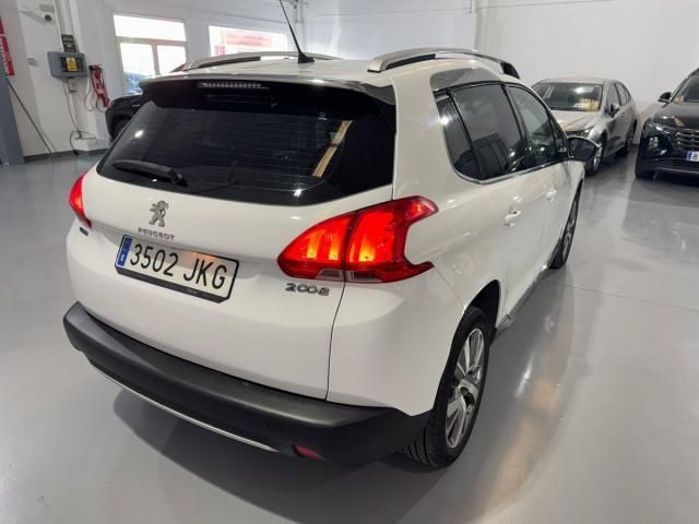 PEUGEOT 2008 BlueHDi 120 S&S Crossway