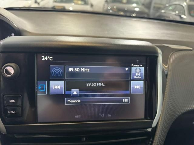 PEUGEOT 2008 BlueHDi 120 S&S Crossway