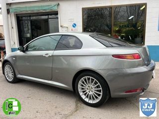 ALFA ROMEO GT 2.0 JTS 16V Distinctive