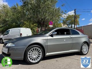 ALFA ROMEO GT 2.0 JTS 16V Distinctive