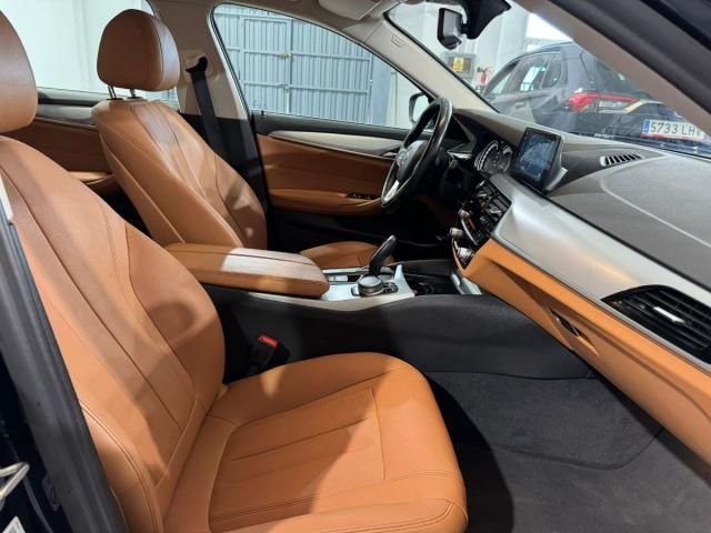 BMW Serie 5 530e iPerformance Berlina